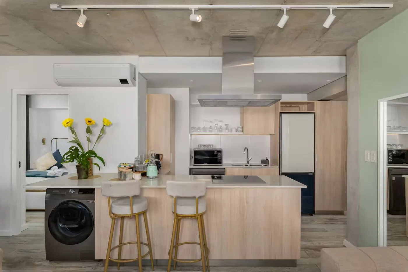 Two Bedroom Accommodation in Sea Point